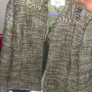 An army green vintage business wear blazer